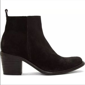 Diesel Pinky Oiled Leather Ankle Booties